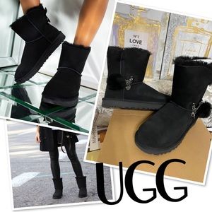 New in Box UGG Black Charm Boots 6